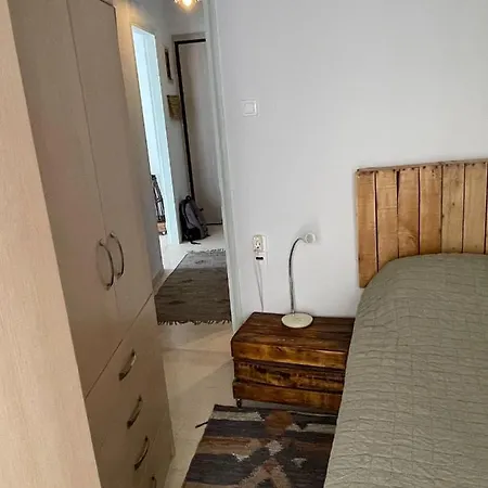 Apartment A Hidden Gem In Citys Heart *